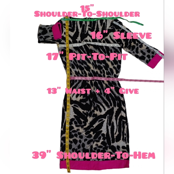 St. John Sheath Dress Animal Print Pink Accents Silk Spandex Size 2 Back Zip - Picture 6 of 10